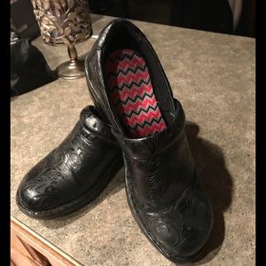 BOC black slip on clogs